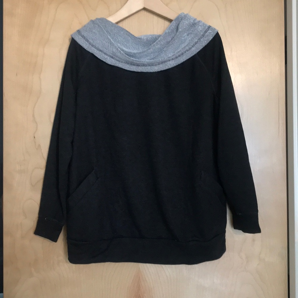 Alex and Alex Maternity Sweatshirt